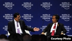 Presiden Joko Widodo bersama PM Kamboja Hun Sen di World Economic Forum di Hotel Shangri-La, Jakarta (20/4). (Dokumentasi Biro Pers Kepresidenan)