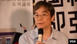 香港教育大學教育政策與領導學系客席副教授梁恩榮。(美國之音湯惠芸)