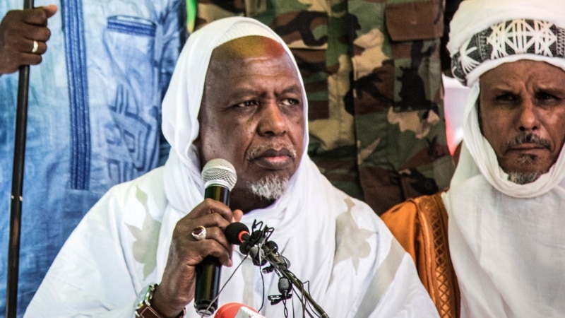 Au Mali, le retour d'un influent imam "ajourné" selon ses proches