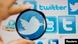 Akaunti ya Twitter na You Tube ni mojawapo ya mitandao iliyoshambuliwa na watiifu wa Islamic State. 