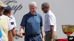 Barack Obama i Bill Clinton Liberty National Golf Club à Jersey City, N.J., 28 september 2017.