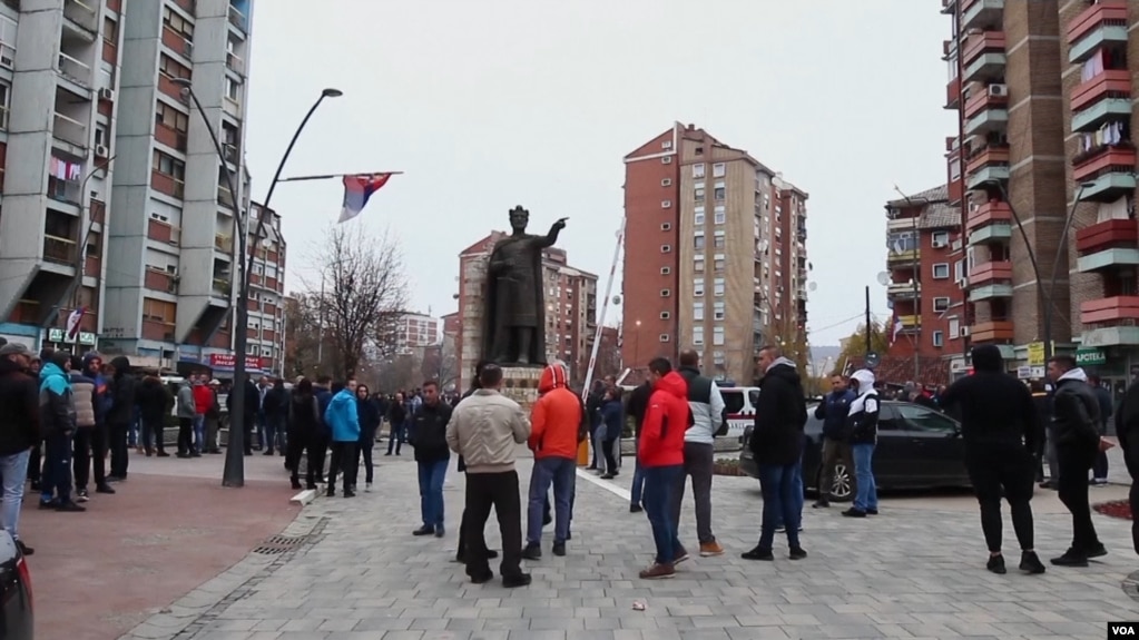 Komunat veriore të Kosovës shkëpusin komunikimin me Prishtinën