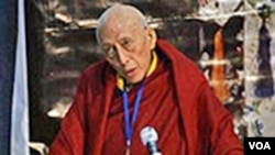 Samdhong Rinpoche, orang kedua terpenting dalam pemerintahan Tibet setelah pemimpin spiritual Dalai Lama.
