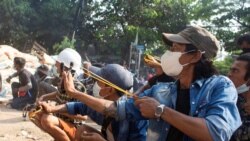 မြန်မာနိုင်ငံက ဒီကနေ့လူထုဆန္ဒပြပွဲနဲ့ ရဲတွေရဲ့လုပ်ရပ် နောက်ဆုံးအခြေအနေများ၊ စီးပွားရေးကဏ္ဍ၊ ဘလော်ဂါတွေပြောသမျှနဲ့အတူ ည ၉း၀၀ - ၁၀း၀၀ ရေဒီယိုအစီအစဉ်