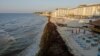Smelly Seaweed Threatens Mexican Coast Tourism