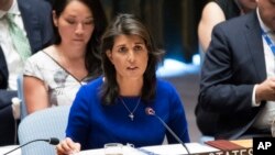 Nikki Haley habla durante una reunión el 28 de agosto de 2018, en la sede de las Naciones Unidas.