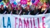 Les opposants au mariage homosexuel manifestent à Paris