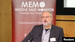 2018年9月29日沙特持不同政見記者賈馬爾·卡舒吉在倫敦舉行的中東觀察會上發表講話。