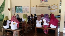 An informal classroom where young Cham muslims can learn Cham language and script from the elderly in the community. (Courtesy photo of Leb Ke)