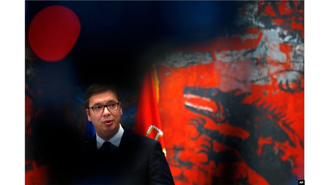 Ahirva - Predsednik Srbije Aleksandar Vučić na konferenciji za novinare 16. oktobra 2018.