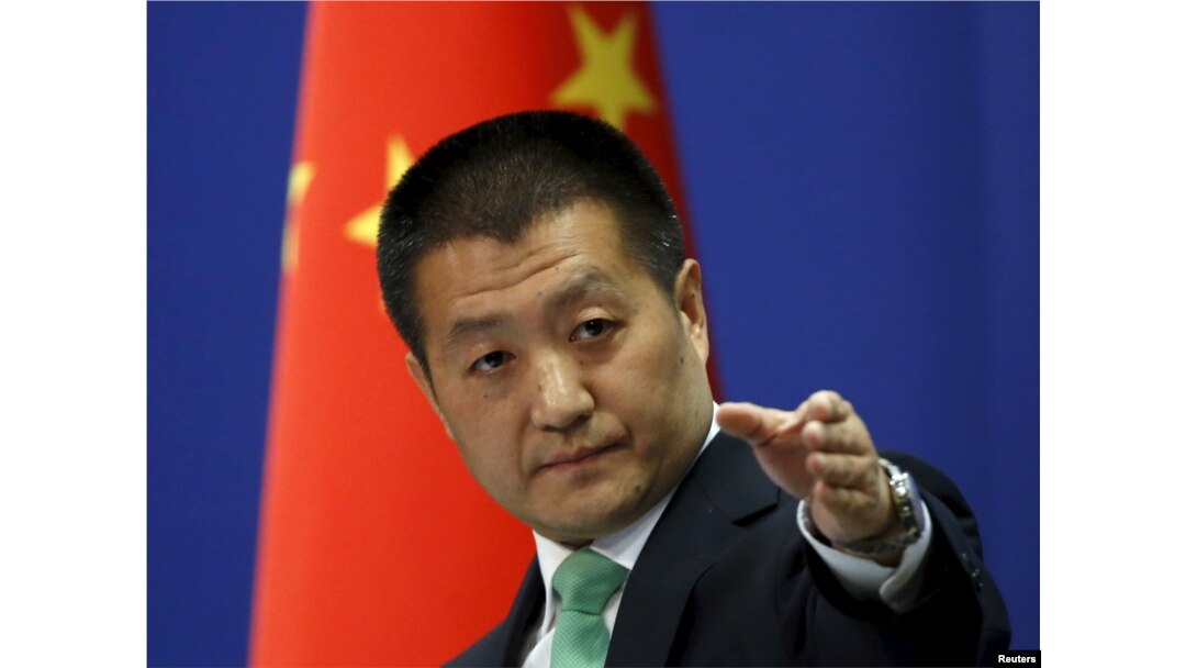 中国外交部发言人陆慷(2015年10月27日)