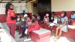Raparigas participam de encontro sobre a importância de conhecer o seroestado de HIV/SIDA na Beira
