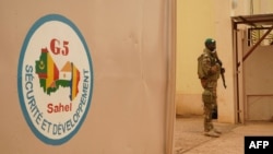 A Malian Army soldier with the G5 Sahel, an institutional framework for coordination of regional cooperation in development policies and security matters in West Africa, is seen in Sevare on May 30, 2018. 