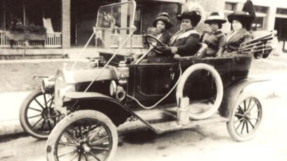 Madam C J Walker 1867 1919 Developed Hair Care Products For