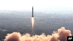 2008년 자체제작한 미사일을 시험발사하는 파키스탄 (자료사진)