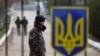 حمله نیروهای روسی به پایگاه نظامی اوکراین در کریمه 