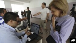 Hasta el 27 de septiembre el Comando Venezuela tiene plazo de presentar a los 120 mil testigos, que garantizarán las elecciones el próximo 7 de octubre.