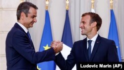 Mitsotakis Macron