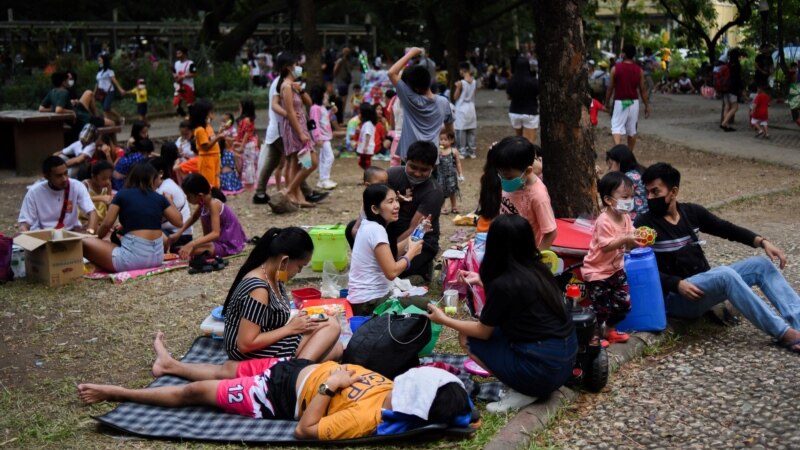 Philippine Parents Seek Creative Play Places During Pandemic