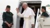 Le pape dénonce le risque nucléaire avant d'atterrir au Chili