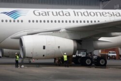 Pesawat Garuda Indonesia di hanggar Garuda Maintenance Facility di Tangerang, 25 September 2015.