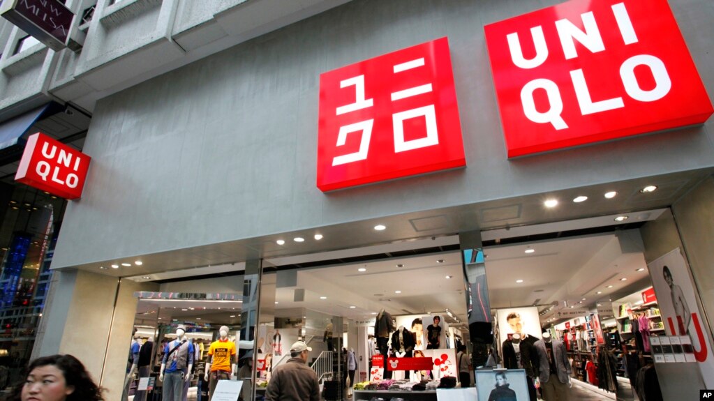 资料照：位于日本东京的一家优衣库商店。(photo:VOA)
