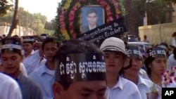 A scene from the documentary "Who Killed Chea Vichea?" Chea Vichea, a popular Cambodian union leader, was assassinated on January 22, 2004, in Phnom Penh.