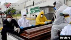 , Ecuador tiene una tasa de mortalidad bruta—el número de muertes dividido por el número de casos confirmados— de 11.5%, según la Organización Panamericana de la Salud. 