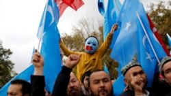 İstanbul'da Uygur Türkleri tarafından yapılan protesto