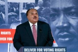 Martin Luther King III berpidato pada peringatan Hari Martin Luther King Jr. di Washington DC, 17 Januari 2022.