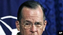 Admiral Mike Mullen, chairman of the US military's Joint Chiefs of Staff in Kabul, Afghanistan (file photo)