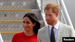 Le Prince Harry et son épouse Meghan Markle à Tonga le 25 octobre 2018.