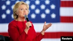 U.S. Democratic presidential nominee Hillary Clinton answers a question from the audience at a "Family Town Hall" campaign stop in Haverford, Pennsylvania, Oct. 4, 2016. 