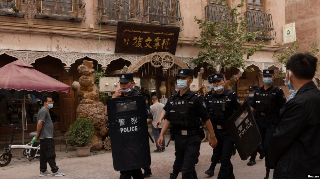 中国政治教育自由观察：美国大使再促联合国人权理事会公布新疆人权报告 北京称近百国家支持中国
