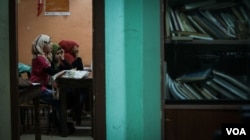 Children studying at a school in Bourj al Barajneh, a Palestinian camp in Beirut. (J. Owens/VOA)