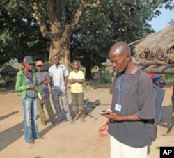 Researchers adapted smart phones to help record responses, the first time such technology was used to conduct surveys in the Central African Republic.