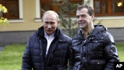 Vladimir Putin i Dmitrij Medvedev