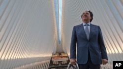 سانتیاگو کالاترو، معمار پروژ در ایستگاه بازطراحی شده مرکز تجارت جهانی