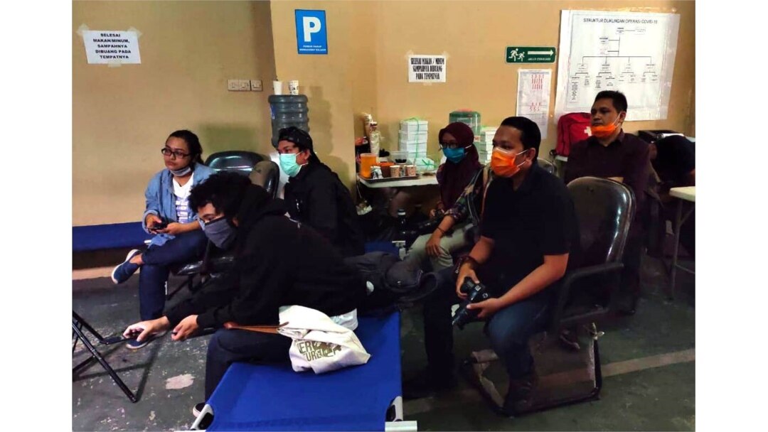 Kolaborasi jurnalis dari 7 media di Yogyakarta bersama menyusun laporan mendalam terkait penanganan pandemi di daerah. (foto: Febri Hari Waspodo)