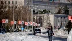 Glavni grad Španije vraća se na noge posle snežnog nevremena nezabeleženog u poslednjih 50 godina.