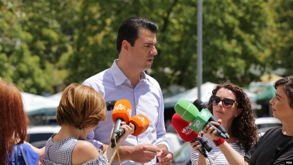 Basha mbledh grupin e ri parlamentar