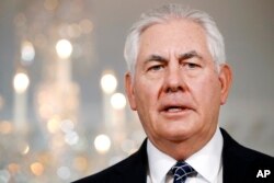 El Secretario de Estado Rex Tillerson, viajó a Riad, Arabia Saudita, para asistir a la primera reunión entre el Reino e Irak.