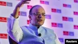 Menteri Keuangan India Arun Jaitley berbicara di New Delhi (foto: dok).