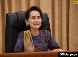 နိုင်ငံတော်၏အတိုင်ပင်ခံပုဂ္ဂိုလ် ဒေါ်အောင်ဆန်းစုကြည်။ (Myanmar State Counsellor Office - စက်တင်ဘာ ၂၊ ၂၀၂၀)