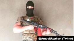 مارک ڈی کیکرےوالمینیئر: