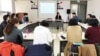 한국의 탈북민 지원단체 '새롭고 하나된 조국을 위한 모임'가 탈북민들을 대상으로 직장생활 역량 강화를 위한 교육을 진행하고 있다.