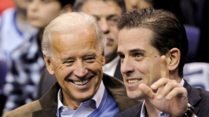 Ông Hunter Biden và cha.