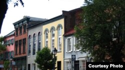 Apparently there’s a lot of brain power behind these lovely facades in quaint Alexandria, Virginia. (zaimoku_woodpile, Flickr Creative Commons)