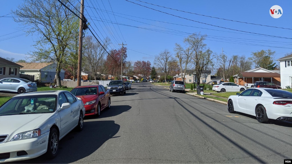 En medio de la cuarentena, más autos estacionados en las calles de Manassas, Virginia durante el día es parte de la nueva realidad que impone el coronavirus. (Foto: Herbert Zepeda)