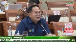 Wamen BUMN II Kartika Wirjoatmodjo dalam rapat dengan Komisi VI DPR RI, Selasa (9/11) mengatakan bahwa PT Garuda Indonesia (Persero) Tbk secara teknis sudah bangkrut (VOA